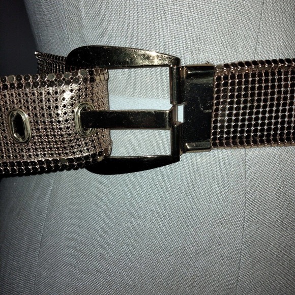 Vintage WHITING & DAVIS Gold Metallic Mesh Belt Chain Mail 29”-31” WAIST main image 9